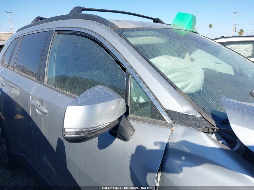 TOYOTA COROLLA CROSS 2022 VIN 7MUDAABG8NV040061