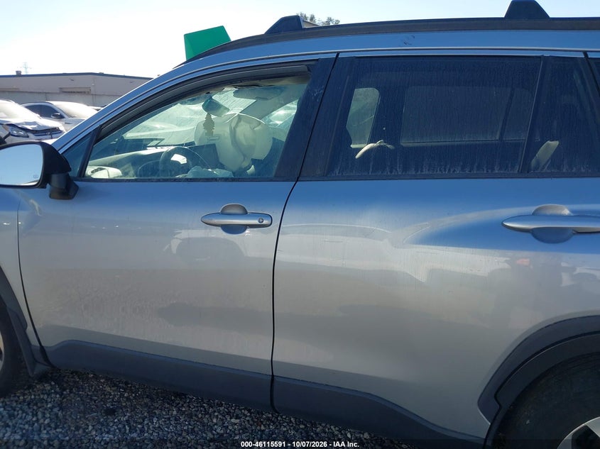 TOYOTA COROLLA CROSS 2022 VIN 7MUDAABG8NV040061
