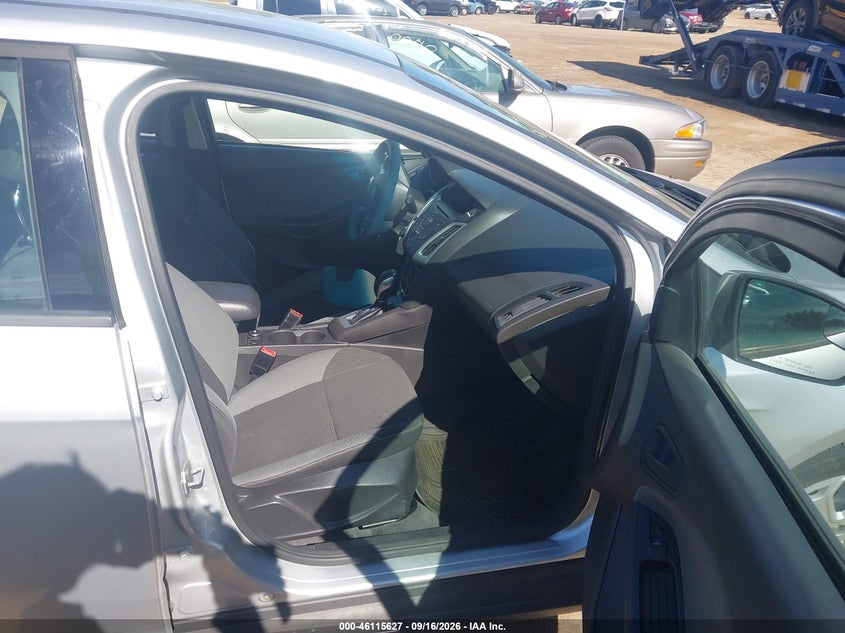 2012 FORD FOCUS auction photo 5