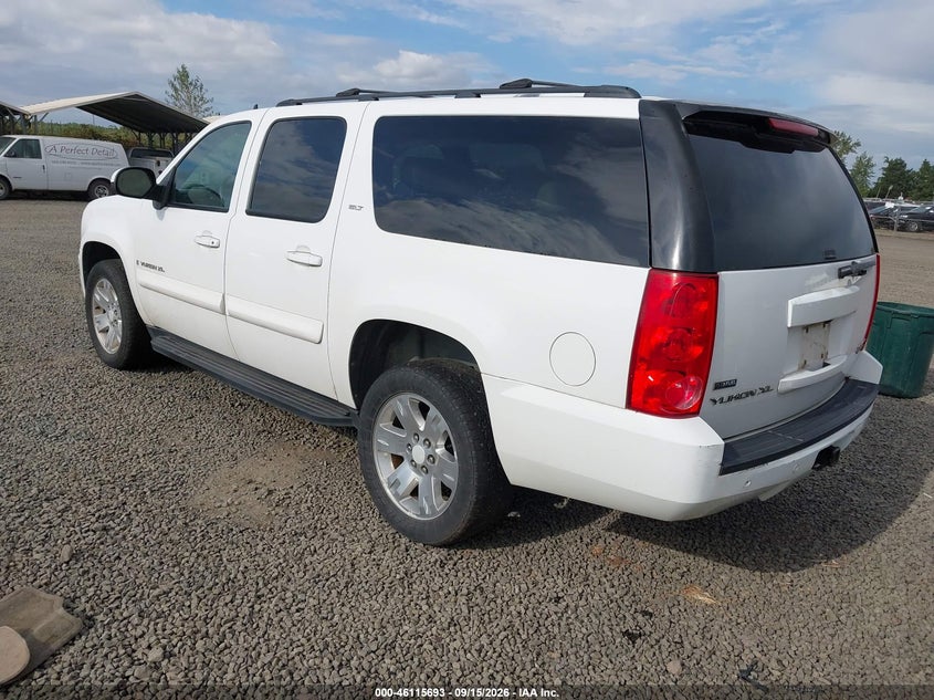 2008 GMC YUKON XL 1500 auction photo 3