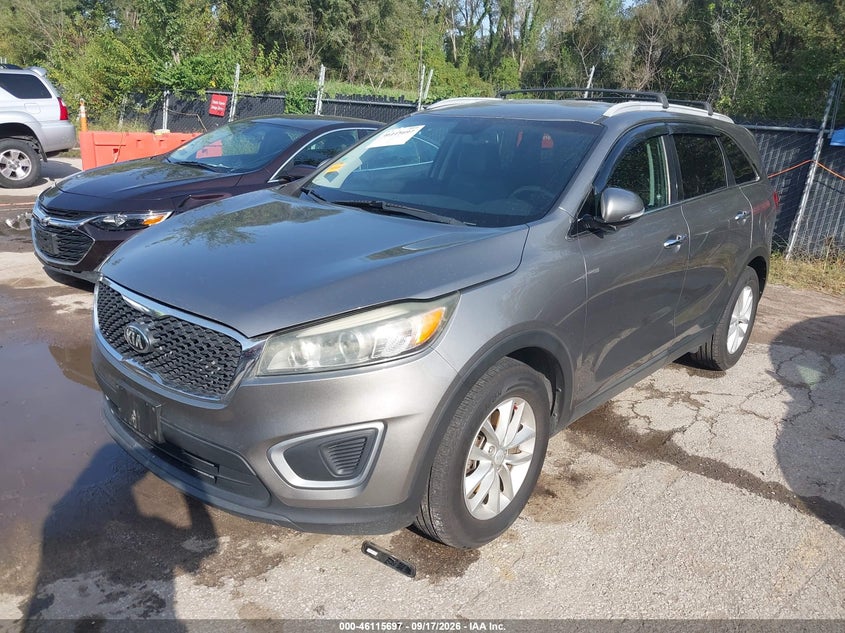 2017 Kia Sorento, Град, IAAI, VIN 5XYPG4A33HG269710 — фото 2