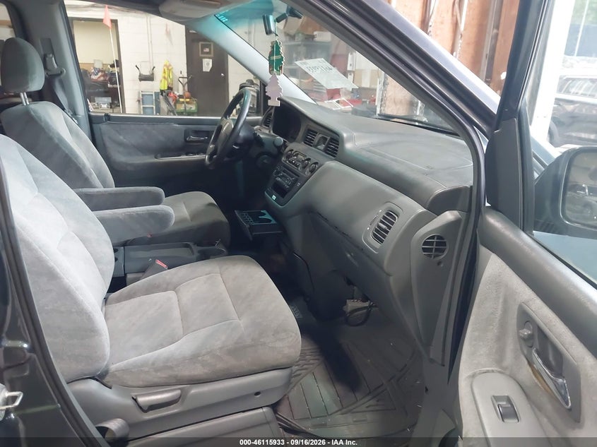 HONDA ODYSSEY 2004 VIN 5FNRL18614B035358