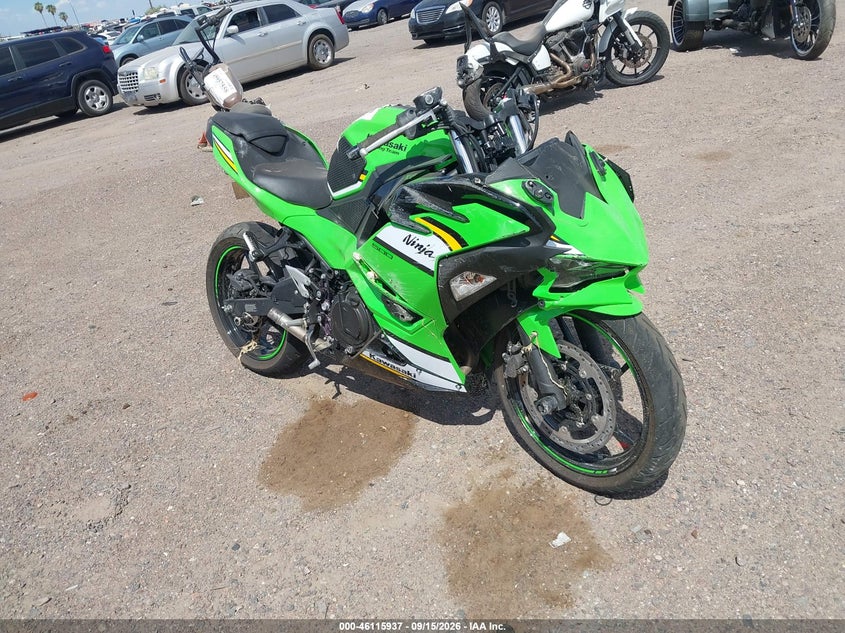 KAWASAKI EX500 2025