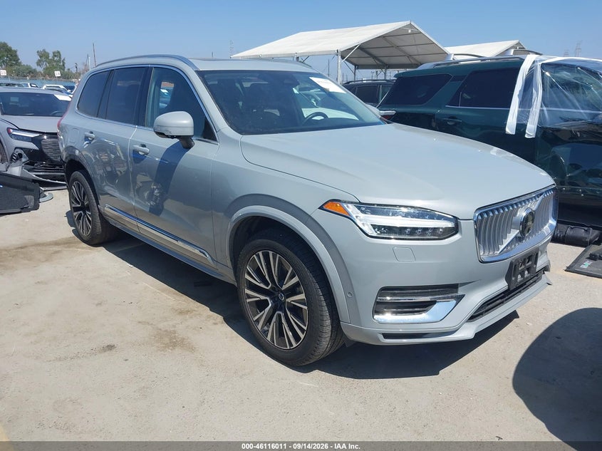 Vin: yv4h60le8r1246582, lot: 46615728, volvo xc90 recharge plug-in hybrid t8 plus 6-seater 2024 img_1