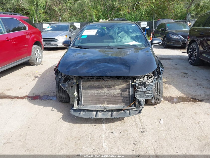 TOYOTA COROLLA - zdjęcie 13