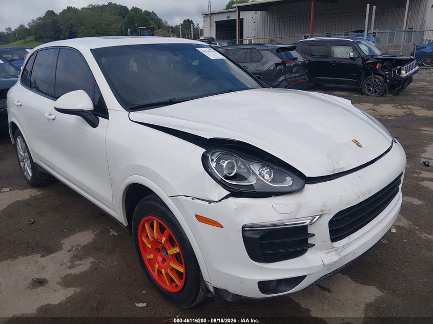 Vin: wp1aa2a22hka92353, lot: 46615916, porsche cayenne platinum edition 2017 img_1