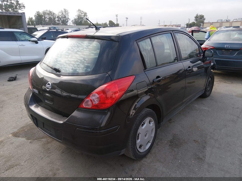 Vin: 3n1bc1cp8bl421326, lot: 46615950, nissan versa 1.8s 20114
