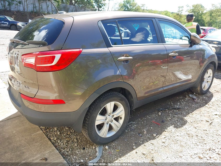 2013 KIA SPORTAGE auction photo 4