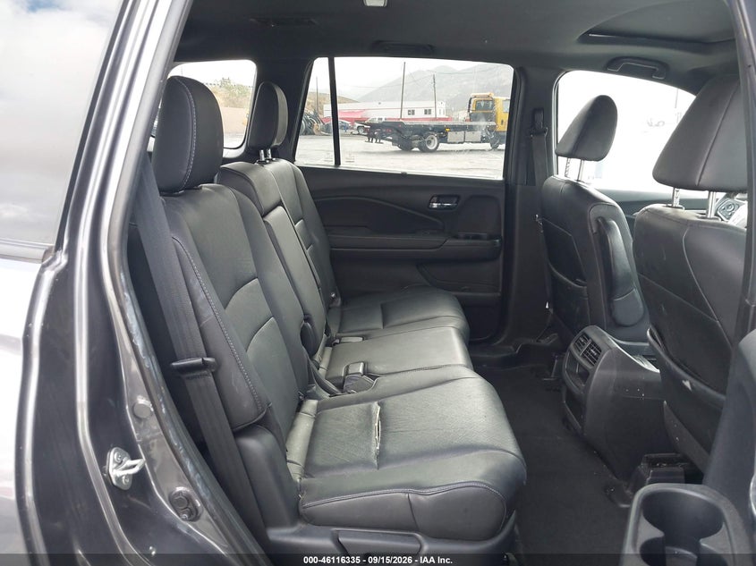 HONDA PASSPORT 2019 VIN 5FNYF7H58KB008524
