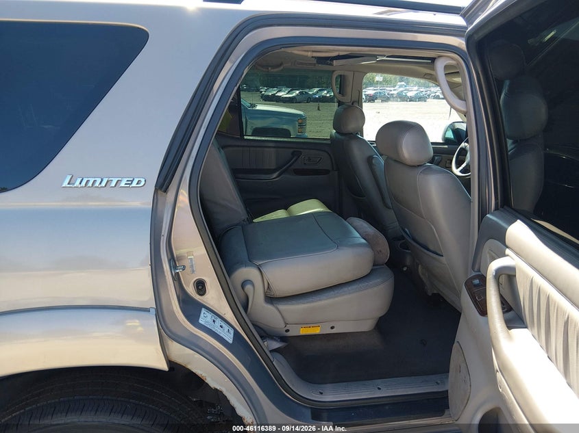2002 TOYOTA SEQUOIA auction photo 8