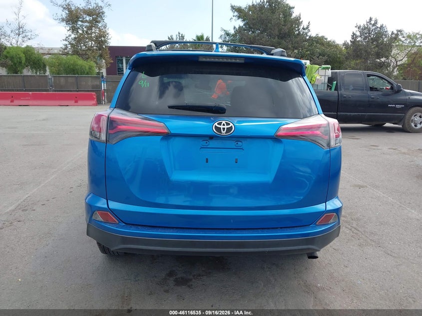 TOYOTA RAV4 - zdjęcie 19