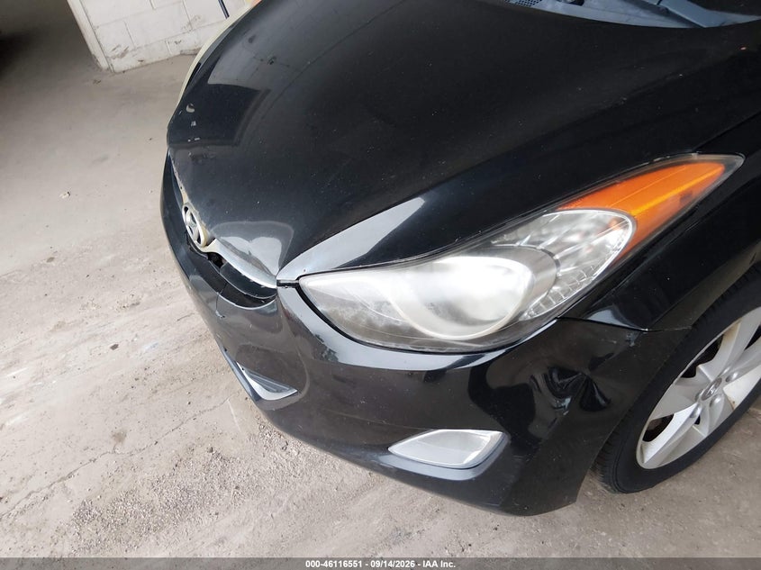 2013 HYUNDAI ELANTRA auction photo 6