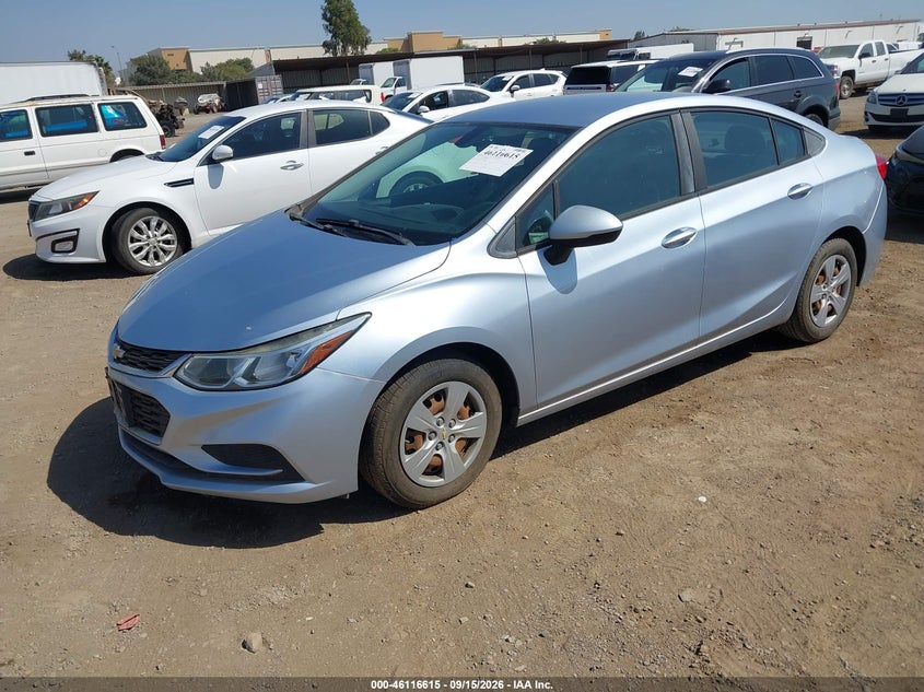 2017 CHEVROLET CRUZE auction photo 2