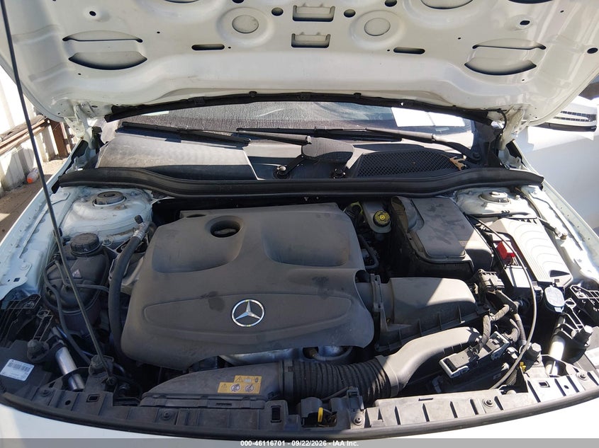 MERCEDES-BENZ GLA 250 - zdjęcie 10