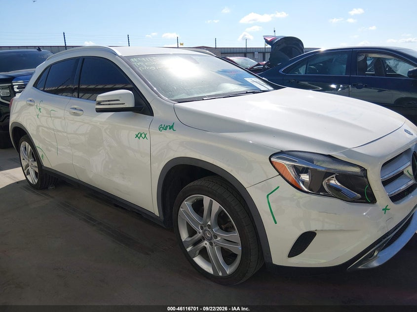 MERCEDES-BENZ GLA 250 - zdjęcie 6