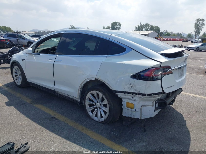 Vin: 5yjxcbe27jf141811, lot: 46616524, tesla model x 100d/75d/p100d 20183