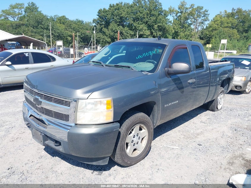 2011 CHEVROLET SILVERADO 1500 auction photo 2