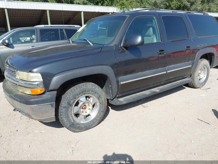 2003 CHEVROLET SUBURBAN 1500 auction photo 2
