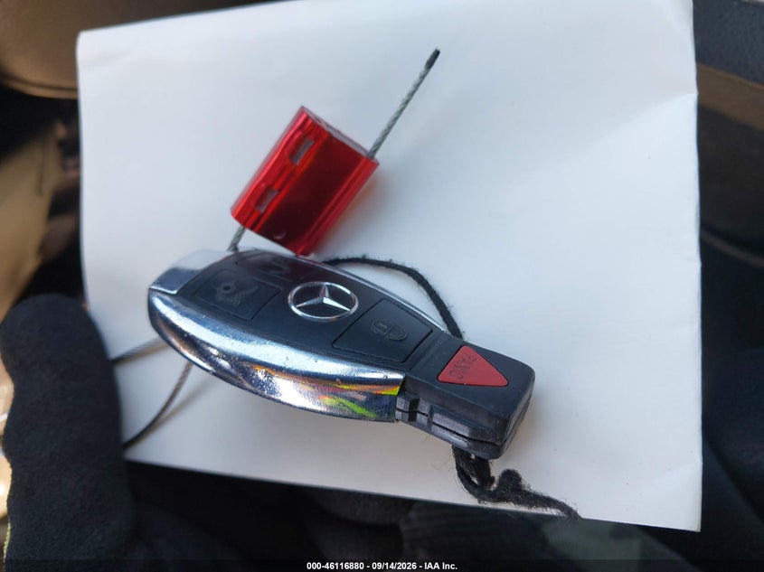 MERCEDES-BENZ C 250 2014 VIN WDDGF4HB4EA945910