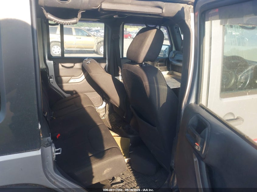 2015 JEEP WRANGLER UNLIMITED auction photo 8