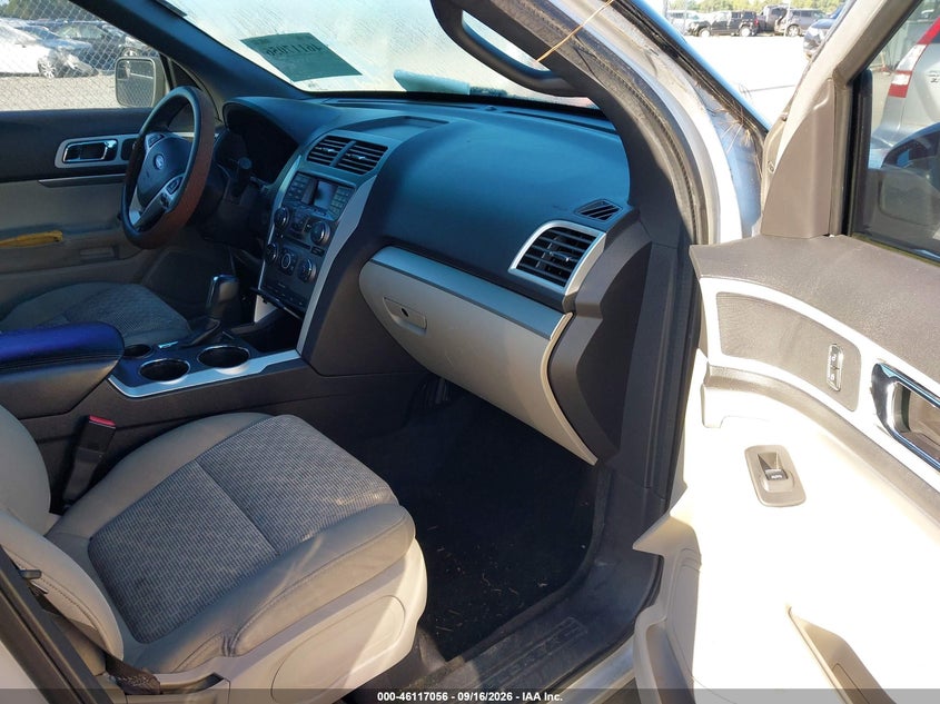2011 FORD EXPLORER auction photo 5
