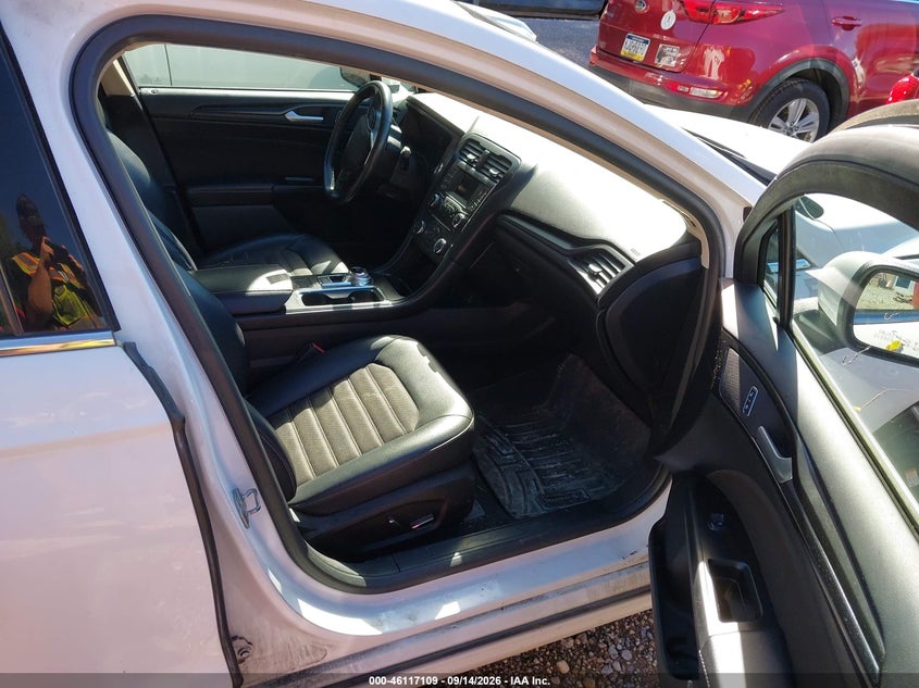 2018 FORD FUSION auction photo 5