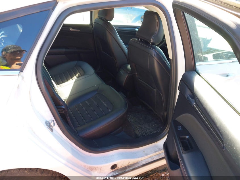 2018 FORD FUSION auction photo 8