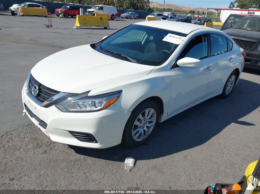 2017 Nissan Altima, Normal Wear & Tear, IAAI, VIN 1N4AL3AP4HC291613 — photo 2