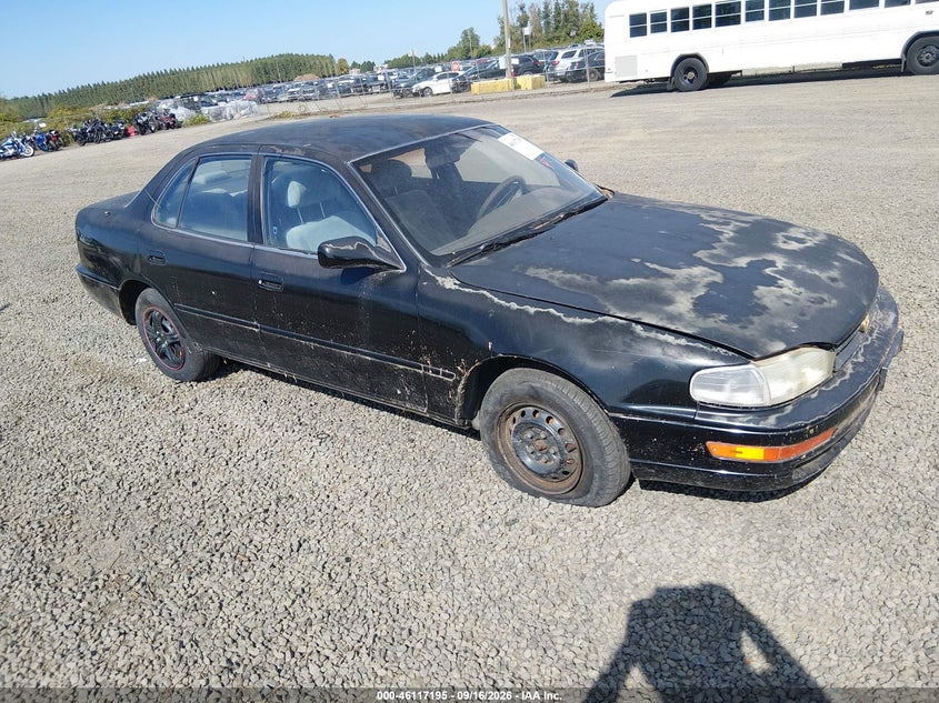 1994 TOYOTA CAMRY auction photo 1