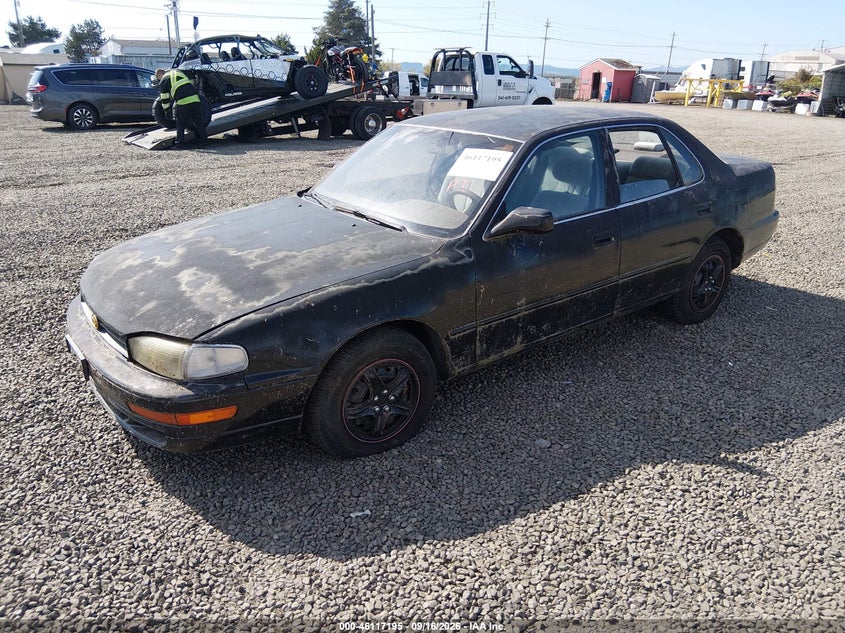 1994 TOYOTA CAMRY auction photo 2