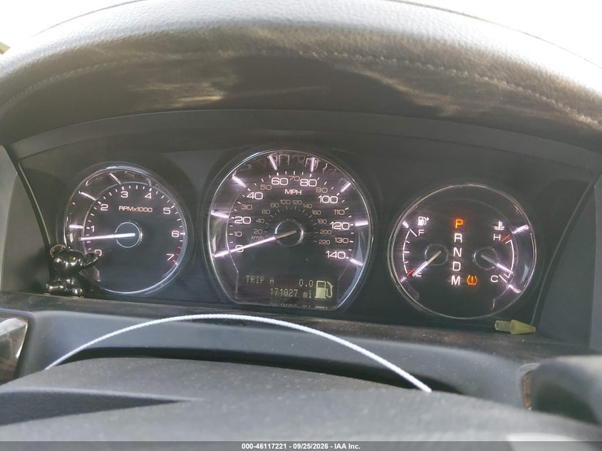 2011 LINCOLN MKS auction photo 7