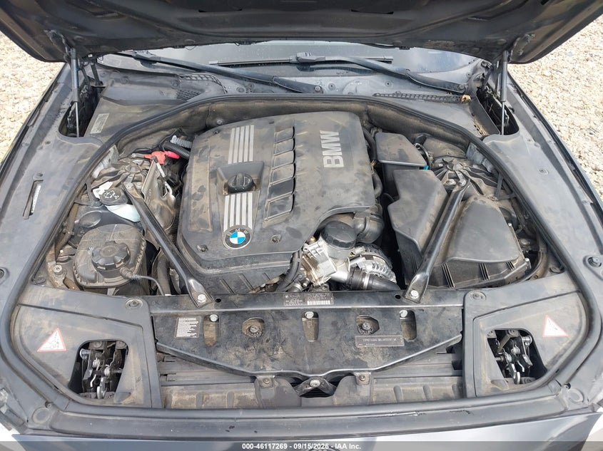 BMW 528I 2011 VIN WBAFR1C55BC742230