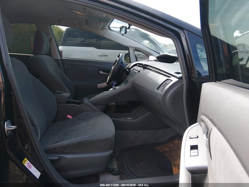 2010 TOYOTA PRIUS auction photo 5