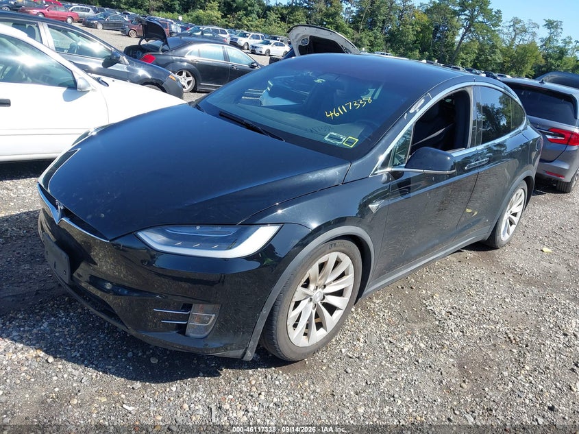 2018 TESLA MODEL X auction photo 2