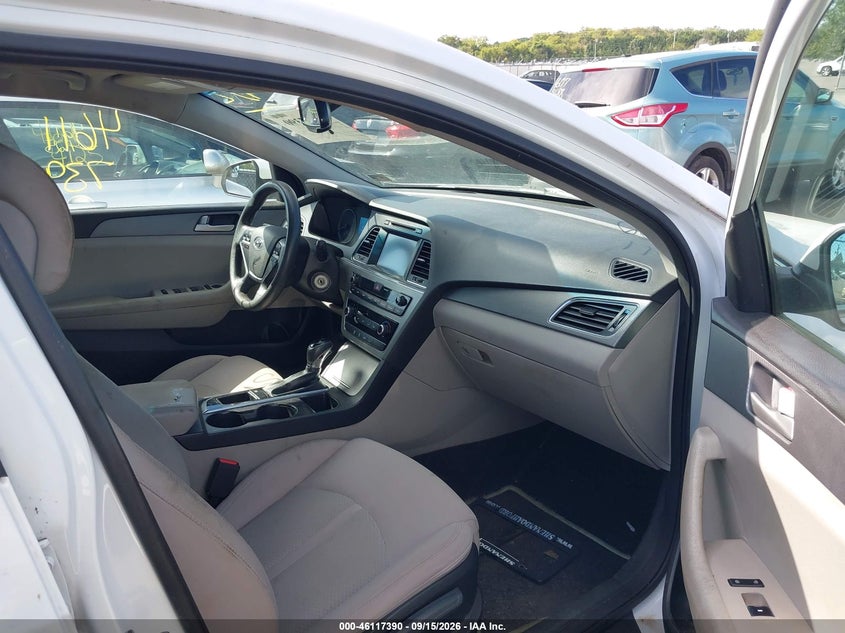 2016 HYUNDAI SONATA auction photo 5