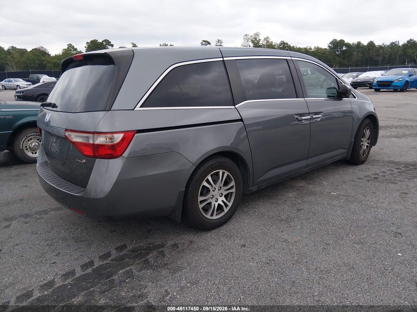 2011 HONDA ODYSSEY auction photo 4