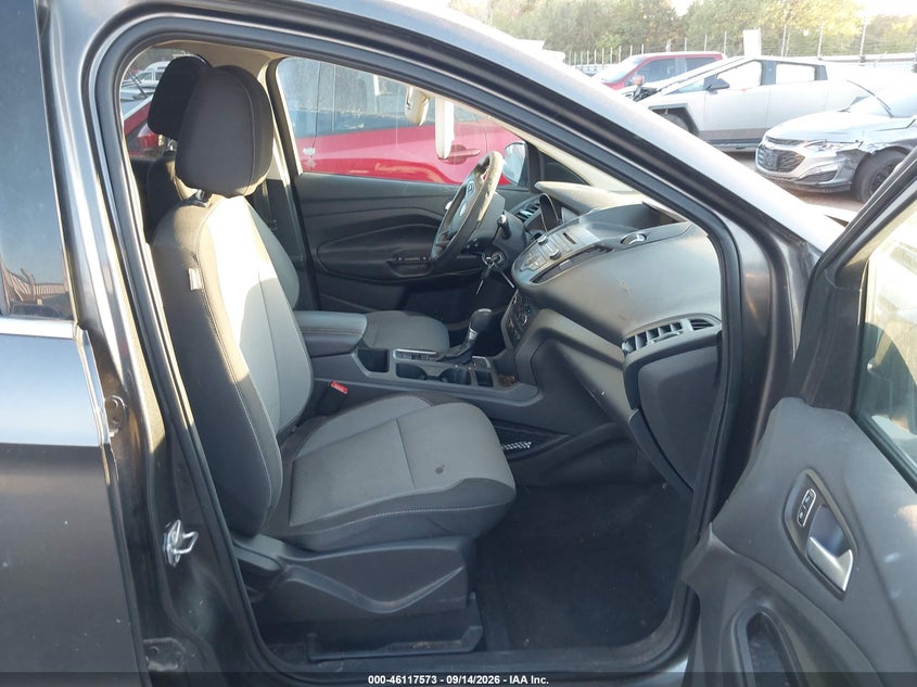 2017 FORD ESCAPE auction photo 5
