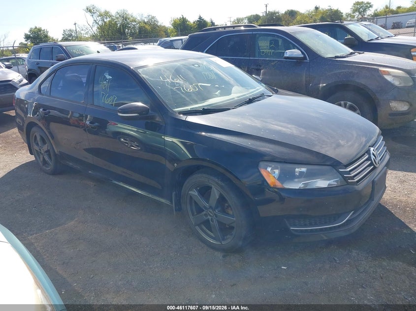 2015 VOLKSWAGEN PASSAT auction photo 1