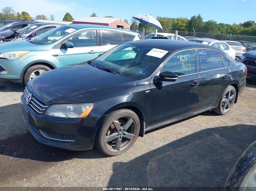 2015 VOLKSWAGEN PASSAT auction photo 2