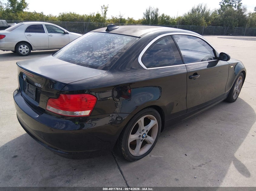 2009 BMW 128I