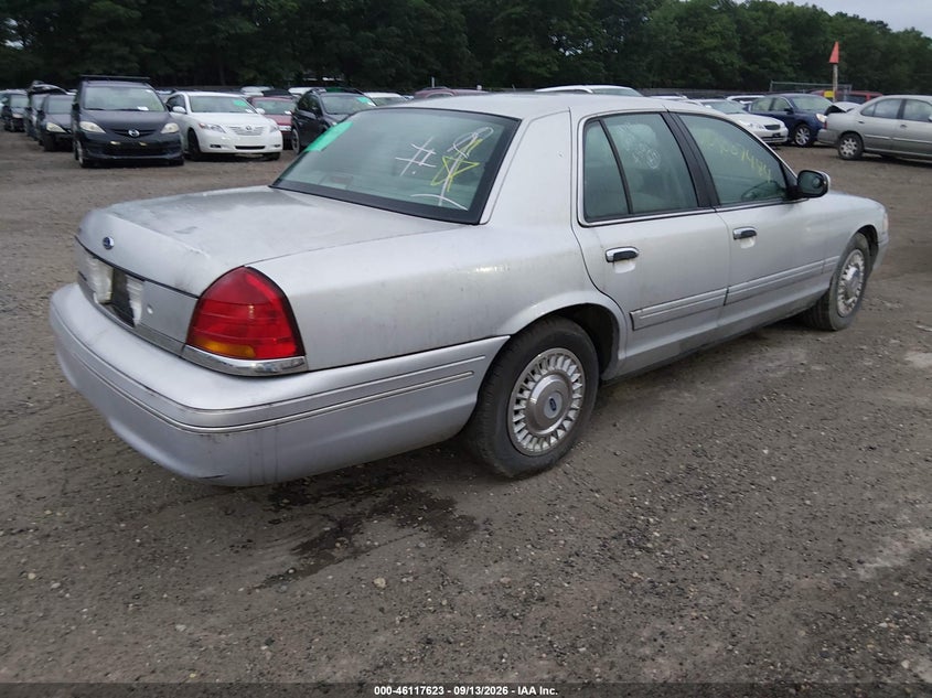 2001 FORD CROWN VICTORIA auction photo 4
