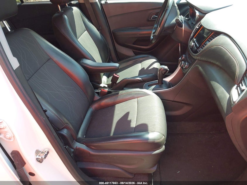 2018 CHEVROLET TRAX auction photo 5