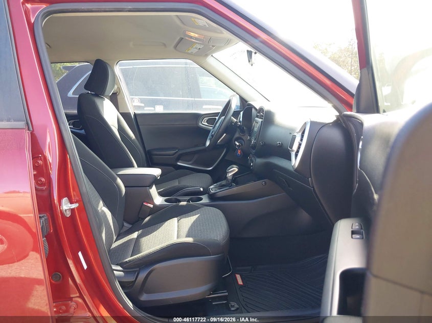 2020 KIA SOUL auction photo 5