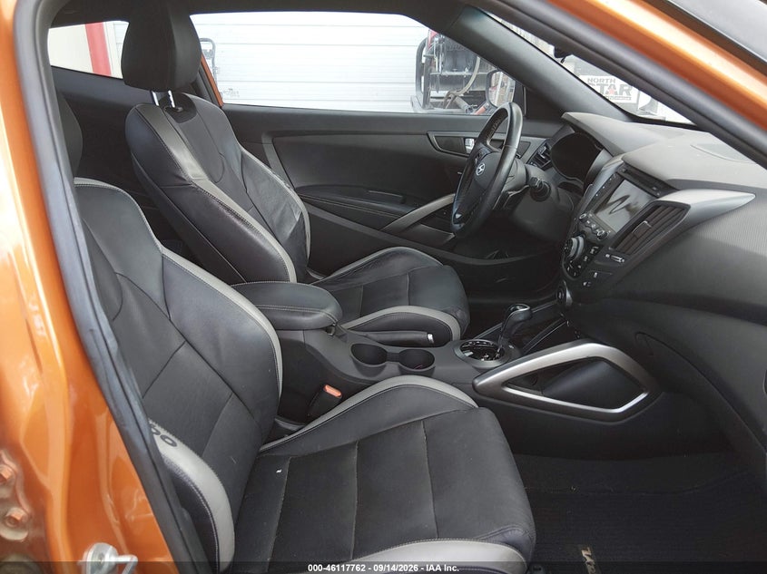 2016 HYUNDAI VELOSTER auction photo 5