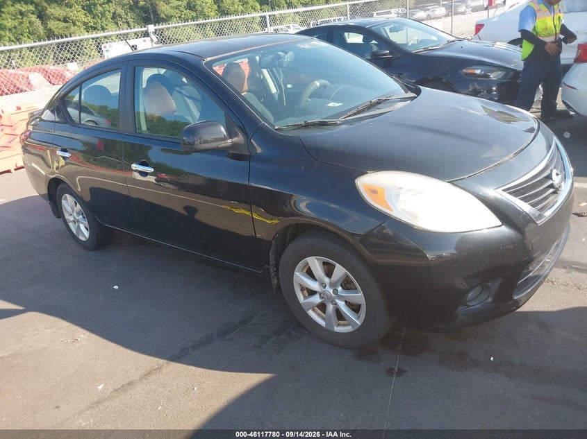 2013 NISSAN VERSA auction photo 1