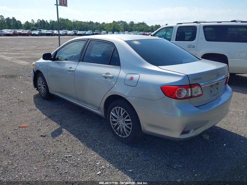2013 TOYOTA COROLLA auction photo 3