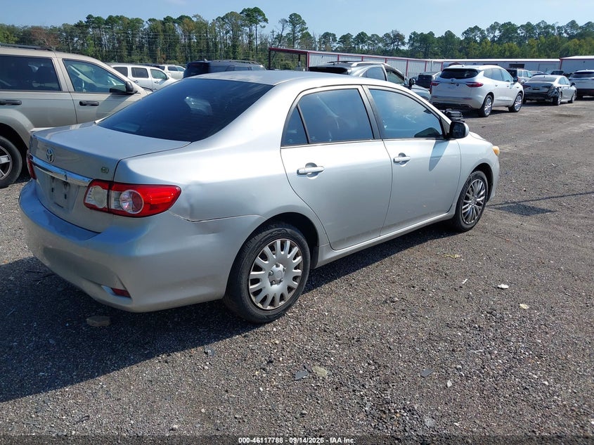 2013 TOYOTA COROLLA auction photo 4