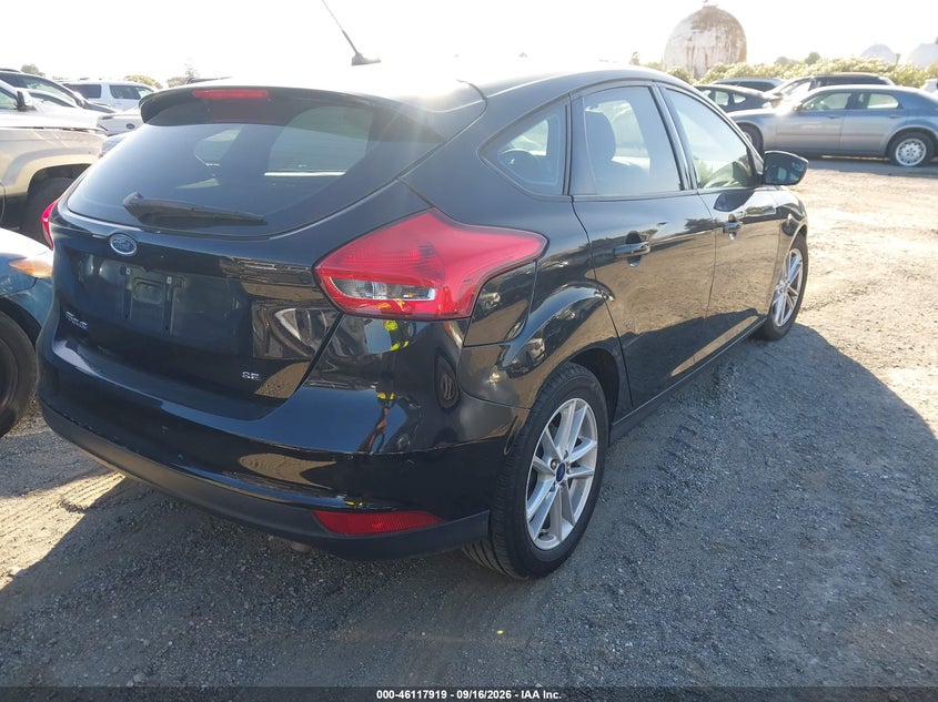 Vin: 1fadp3k21jl313593, lot: 46617639, ford focus se 20184