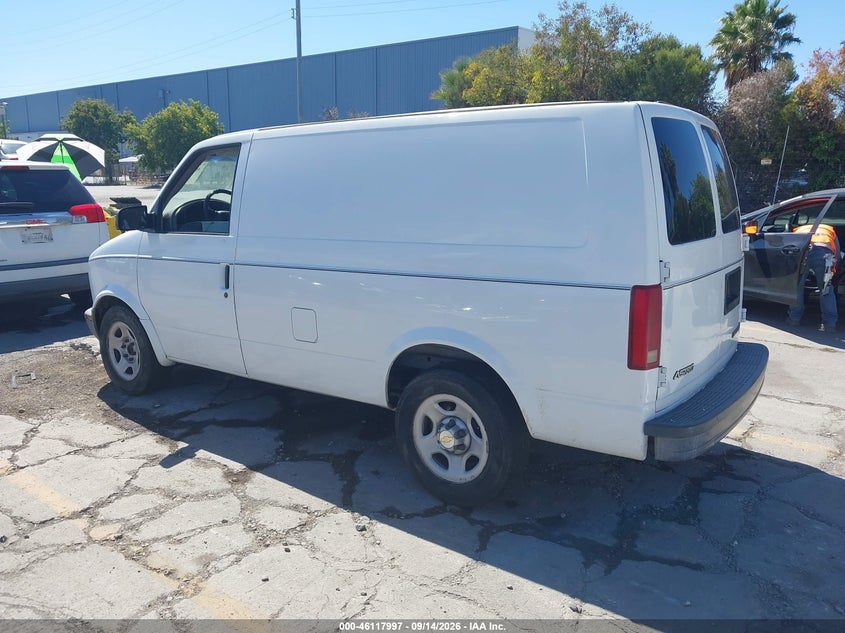 2003 CHEVROLET ASTRO auction photo 3