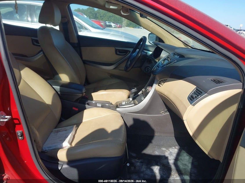 2013 HYUNDAI ELANTRA auction photo 5